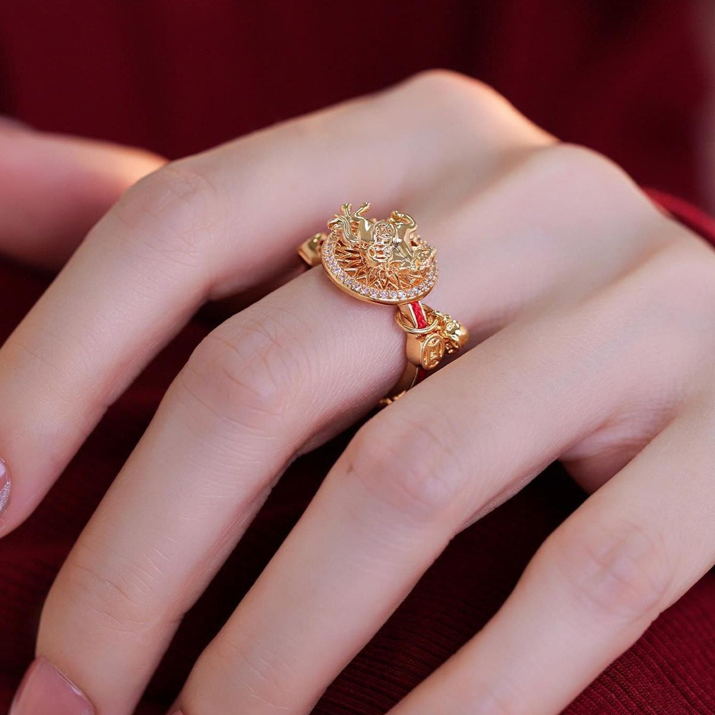 2026 New Year Light Luxury Zodiac Horse Ring, Rotatable  Adjustable Band