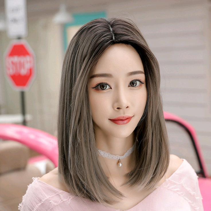 Wig in the long straight hair fashion realistic wig wig long straight hair Main image