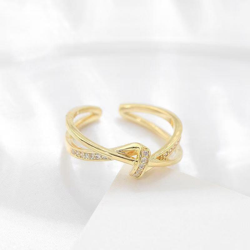 Vintage Niche Light Luxury Adjustable Ring For Women, Stylish & Unique Design Index Finger Ring Secondary image