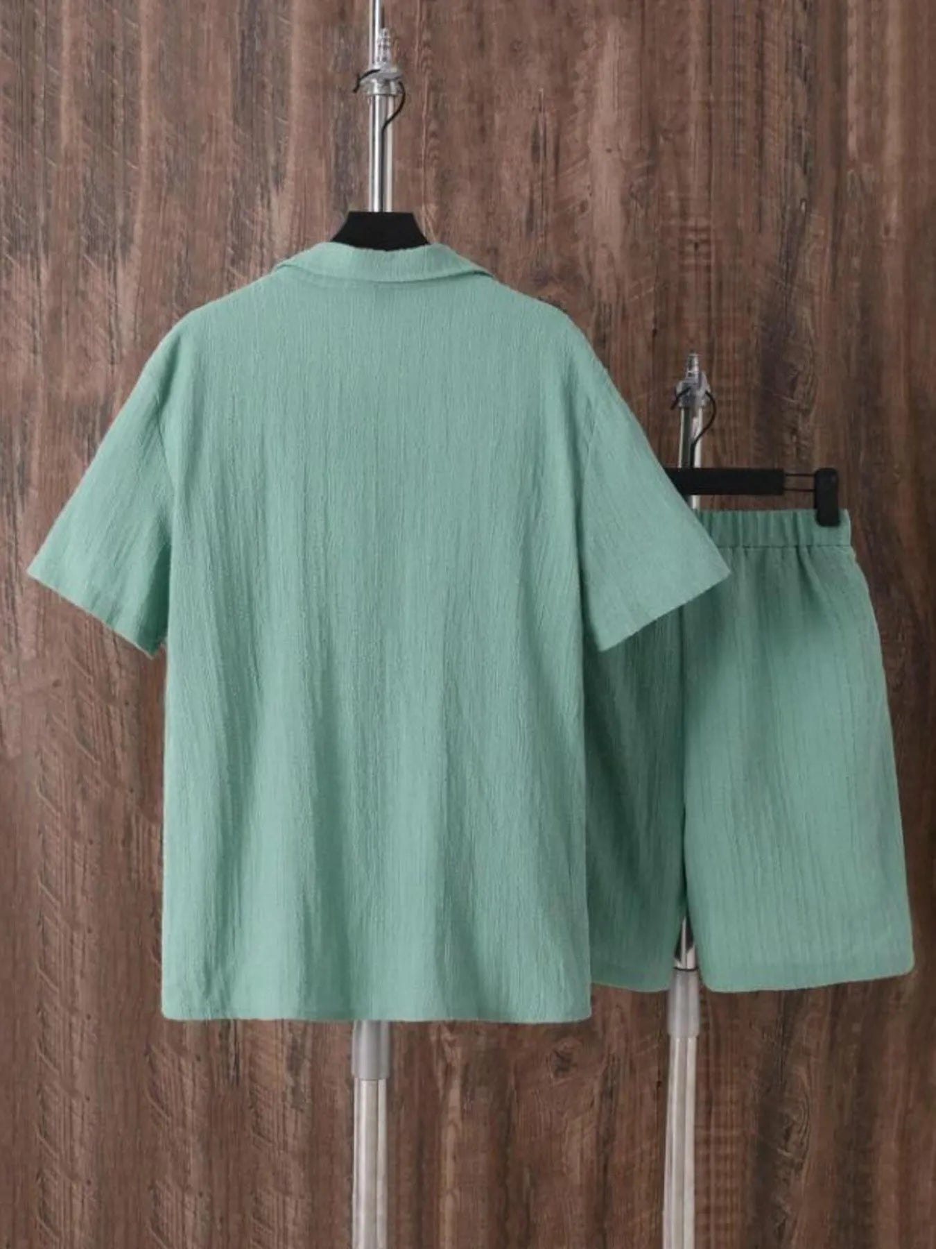 Men's Plus Size Button Up Short Sleeve Shirt and Shorts Set Secondary image