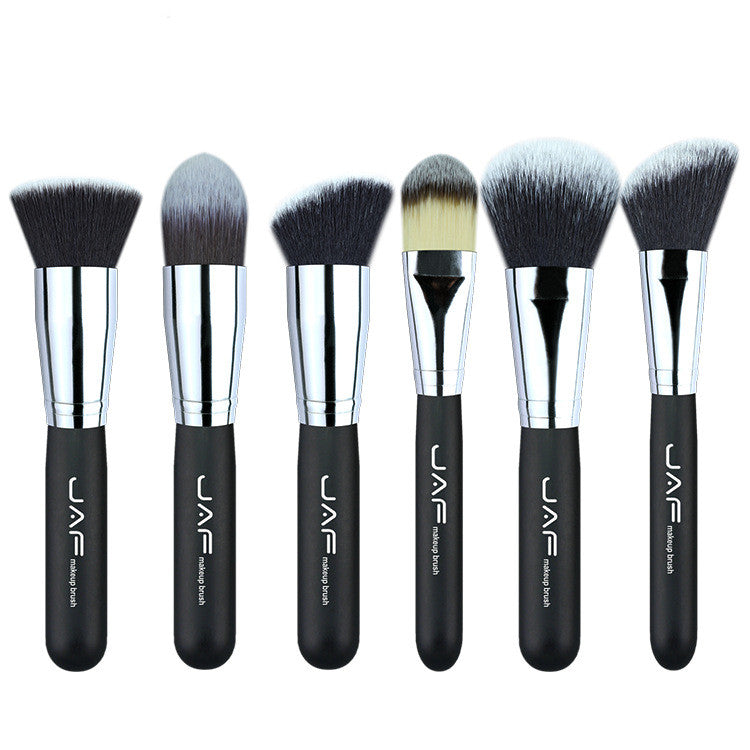 24 makeup brushes Secondary image