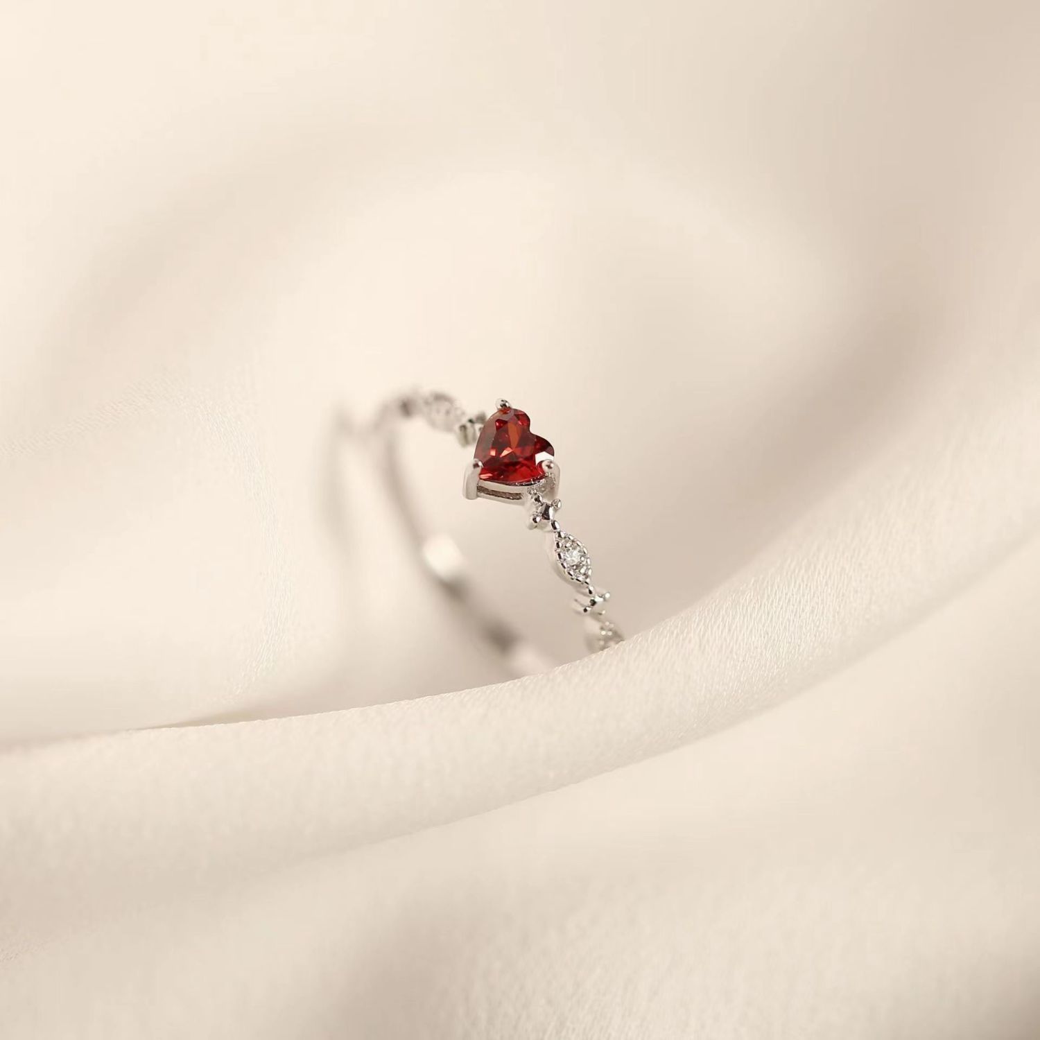 Womens Red Zircon Ring Japanese Style