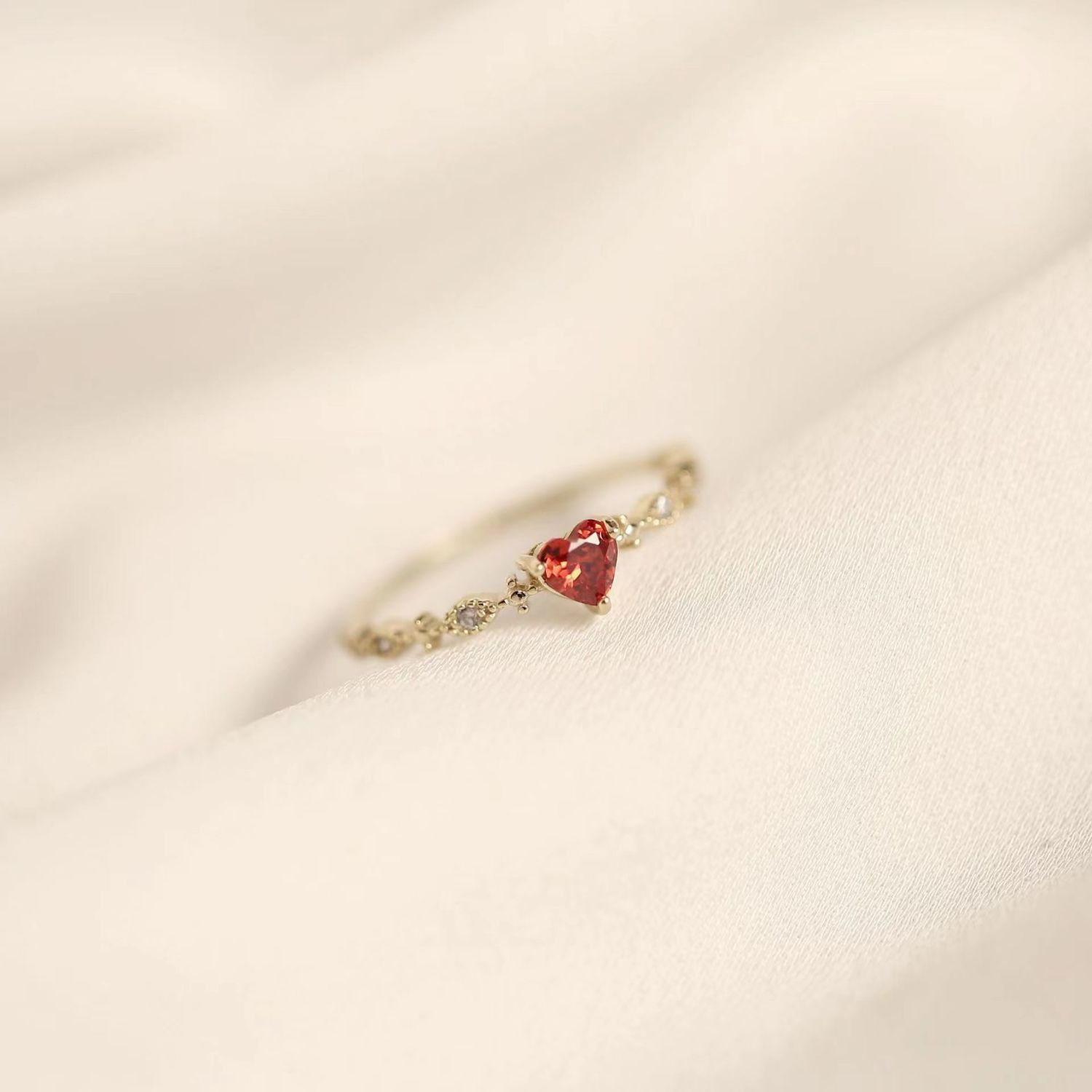 Womens Red Zircon Ring Japanese Style