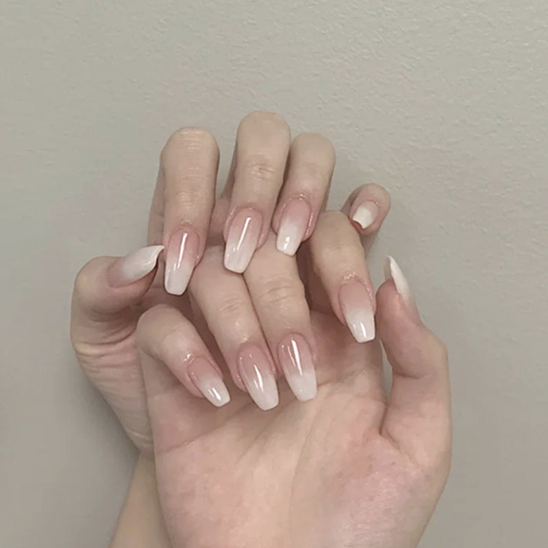 Wearable false nails Main image