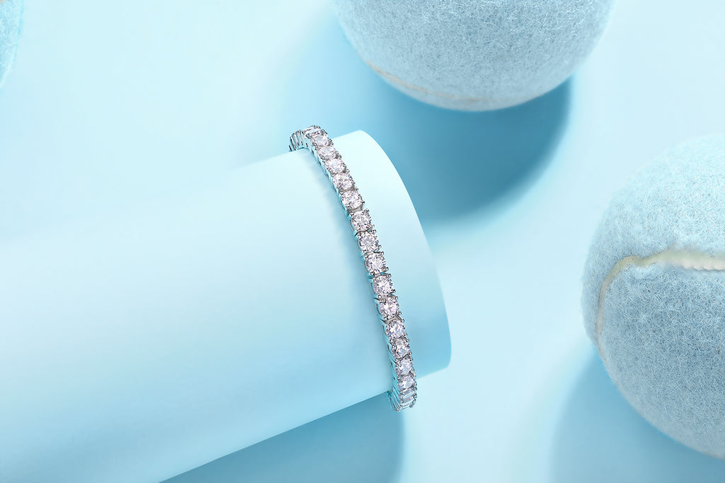 0.3-carat Luxury And Fashionable Light Luxury Trend Jewelry Silver Bracelet Set With Top-quality Moissanite, S925 Silver Electroplated Platinum