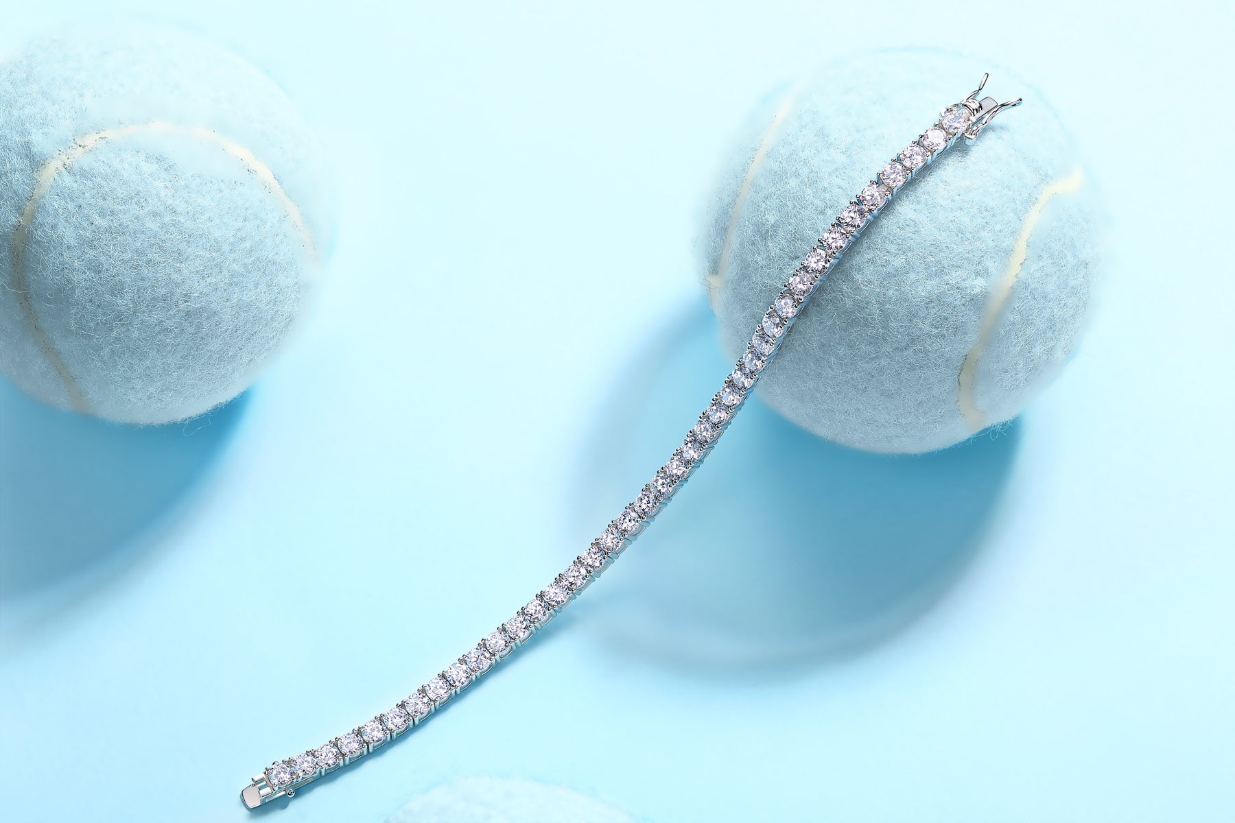 0.3-carat Luxury And Fashionable Light Luxury Trend Jewelry Silver Bracelet Set With Top-quality Moissanite, S925 Silver Electroplated Platinum