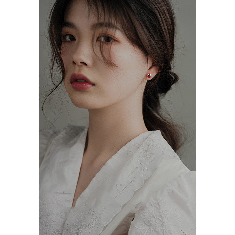 Womens French-style Pigeon-blood Red, Teardrop-shaped Full-diamond Stud Earrings Secondary image