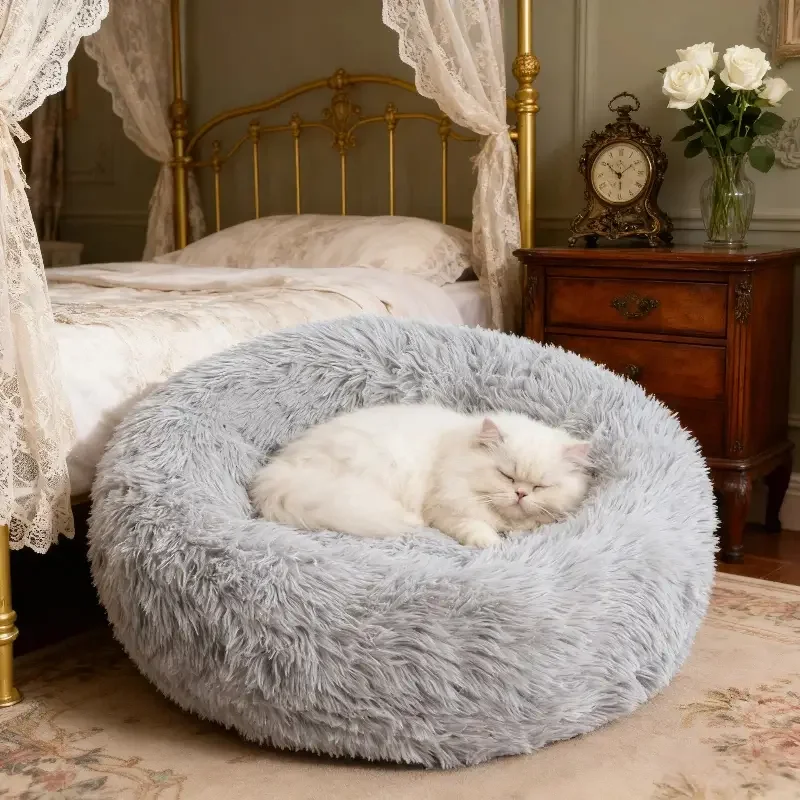 Cozy Plush Pet Bed for Cats & Small Dogs - Image 5