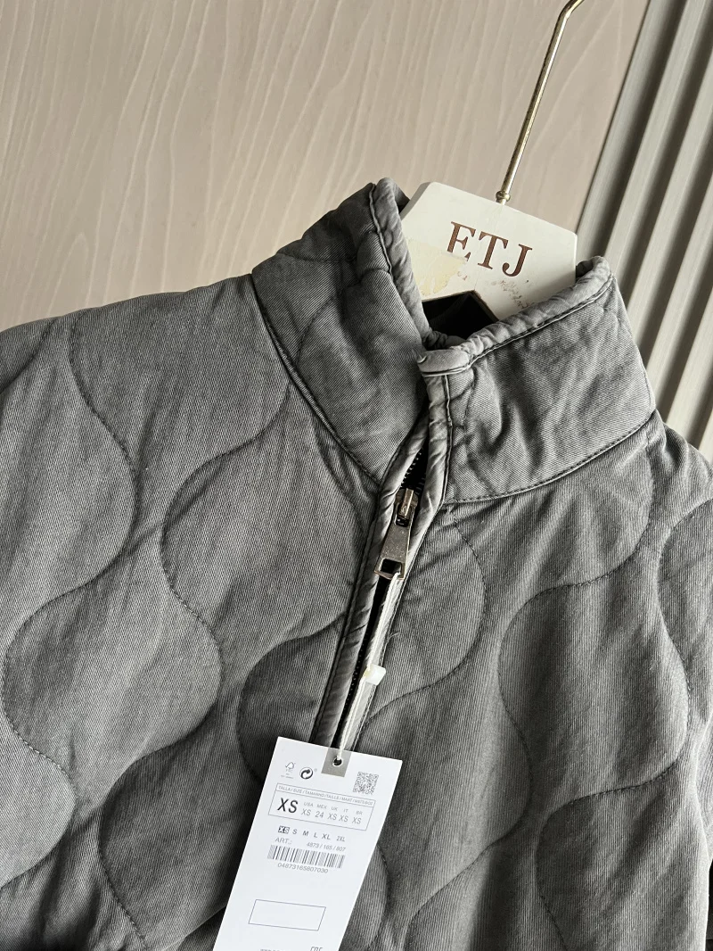 ZW Women's Cotton Jacket  2025 New Arrival Vintage Lenzing Rayon High Collar Large Pocket Decorative Quilted Coat for Women