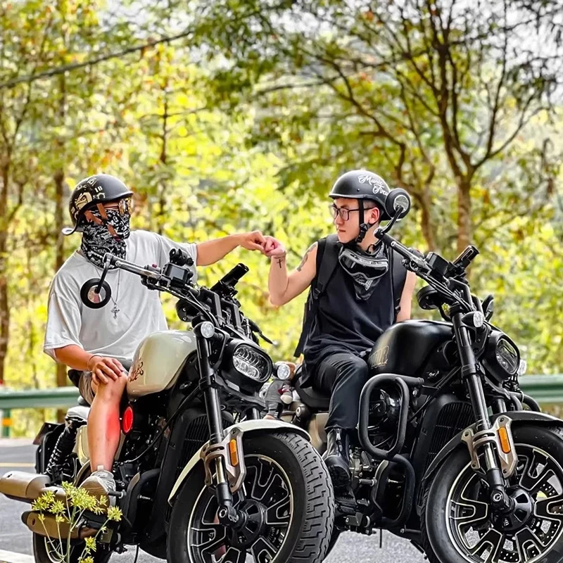 Retro helmet cocked tail motorcycle helmet for men and women Four Seasons Prince cruise helmet riding personality half helmet.